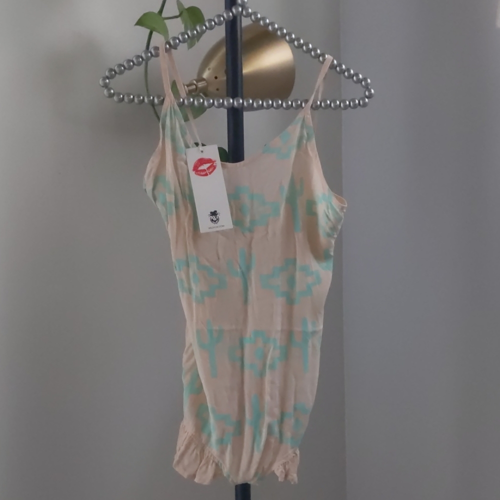 NWT WILDFOX RUFFLED ROMPER